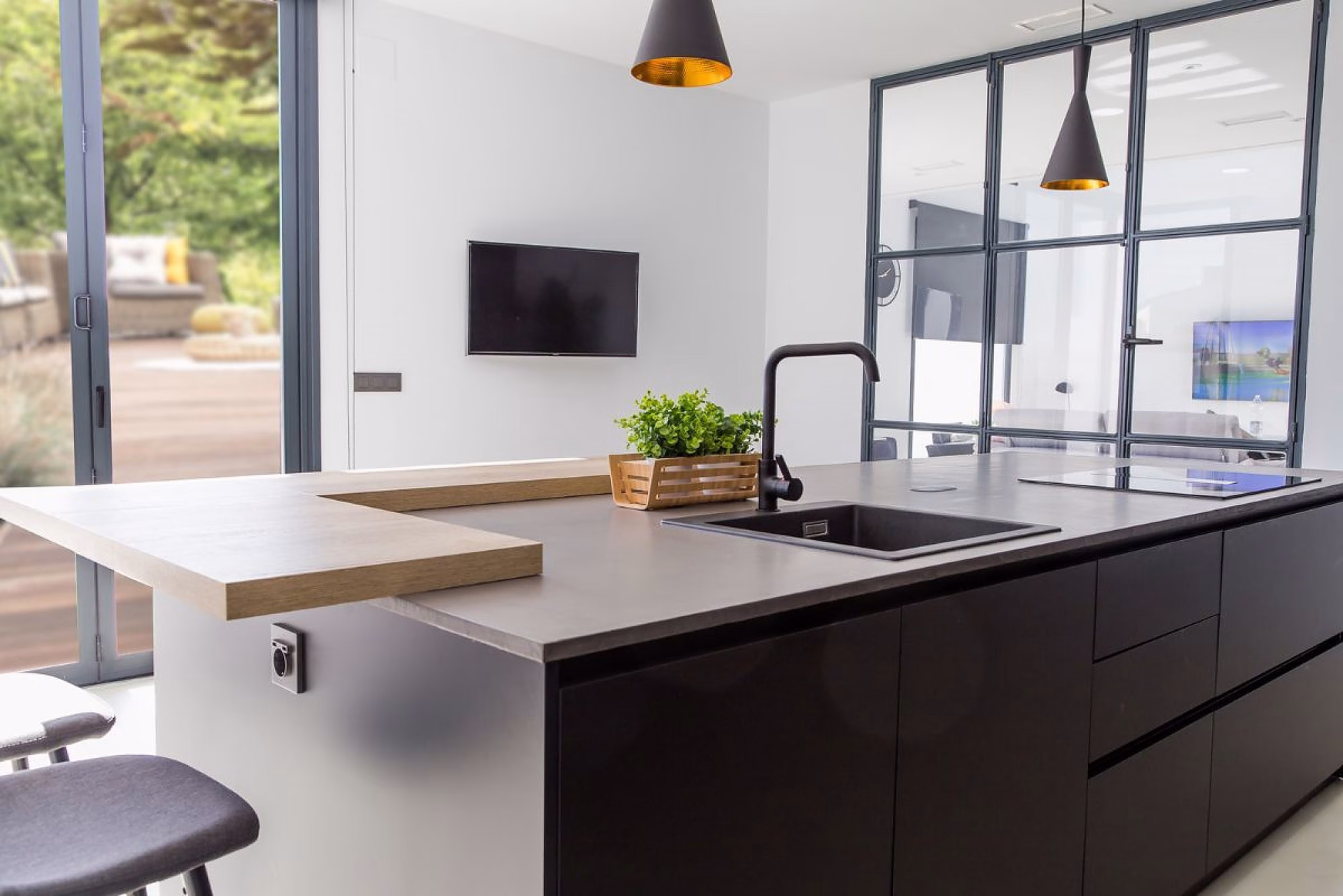 230509_cocinas_negras_nivel_2_muebles.-pim2-2000_q