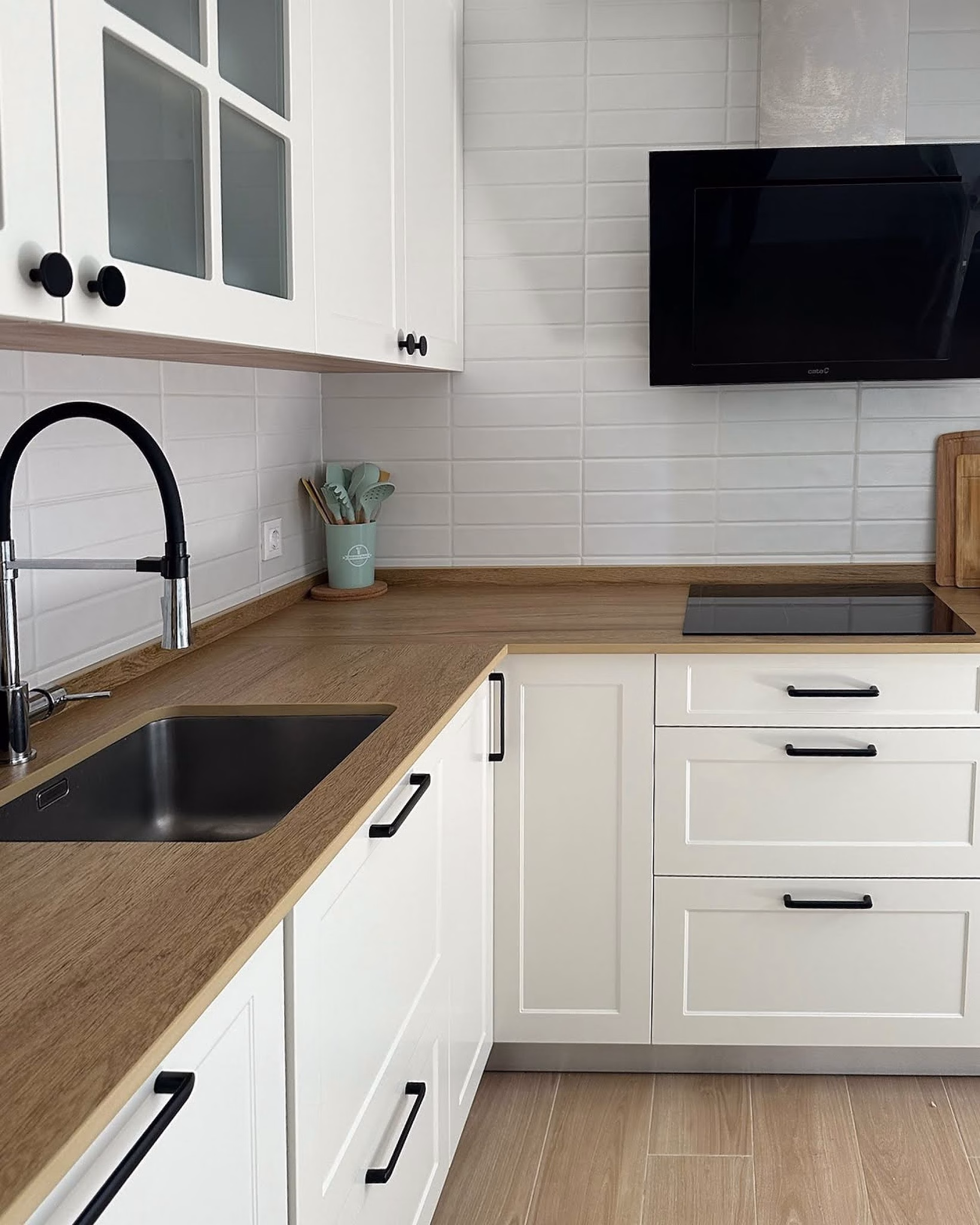 alejandro_rodriguez_-_modelo_moldur_liverpool_5.-pim2-2000_q