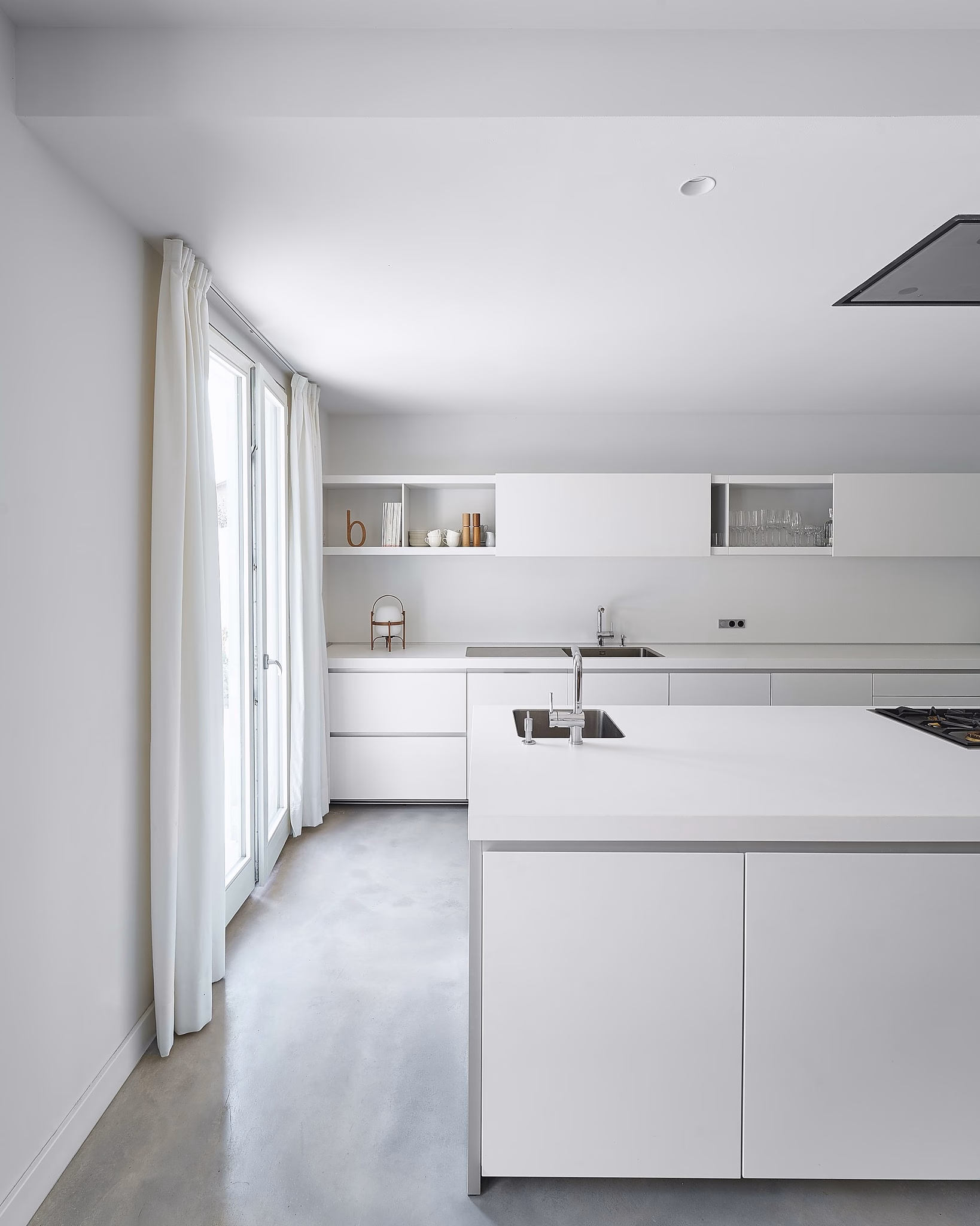 jorge-de-jorge-wuvhxg7gypq-unsplash.-pim2-2000_q