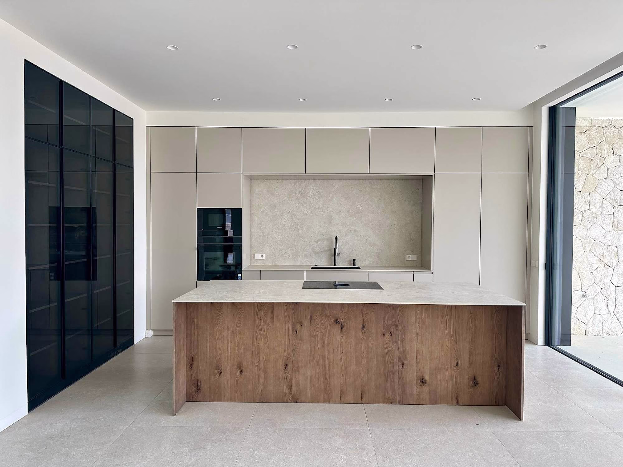 Parallel kitchens: how to make the most out of this layout