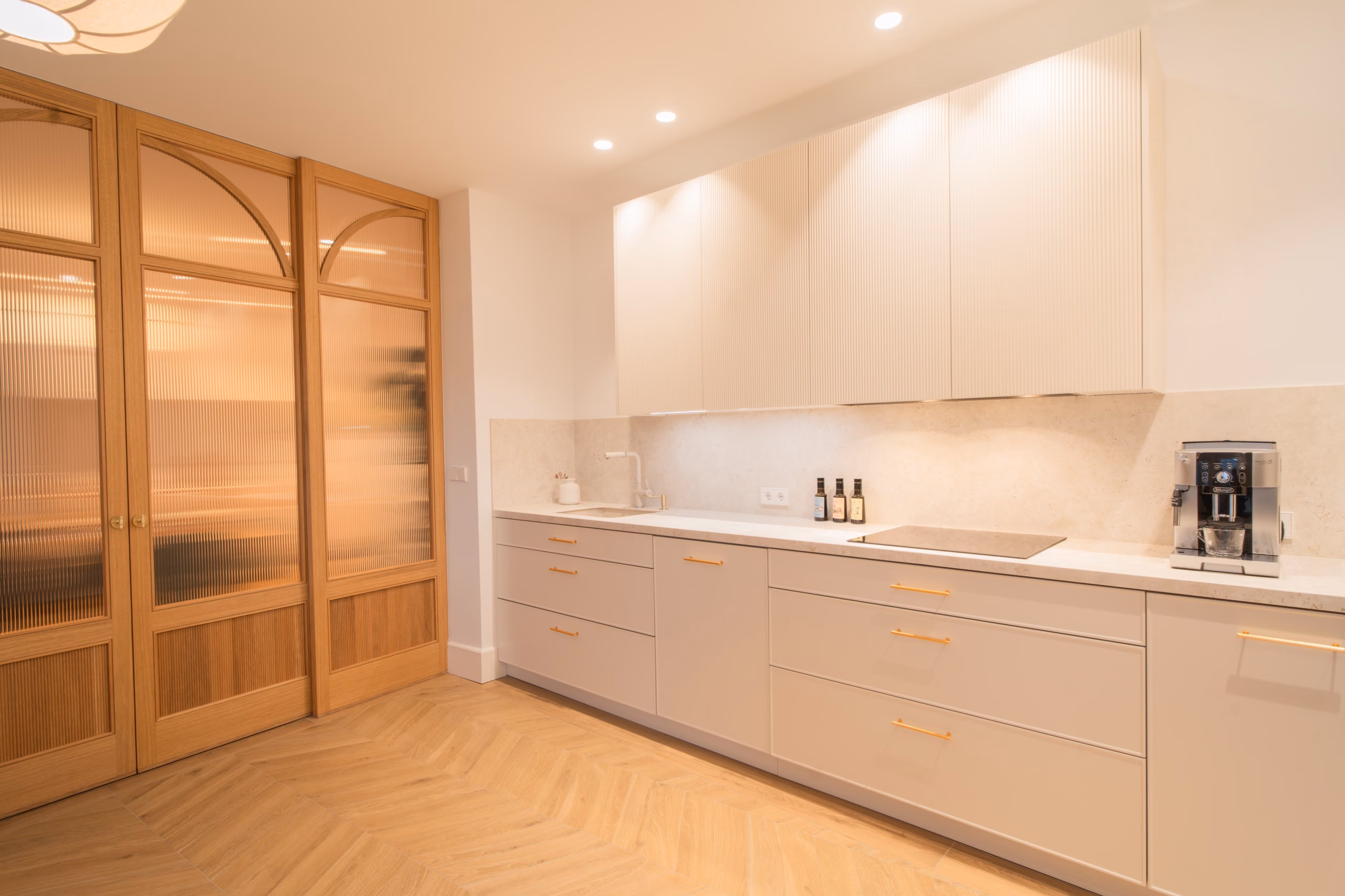 4 colores suaves y luminosos para tu cocina