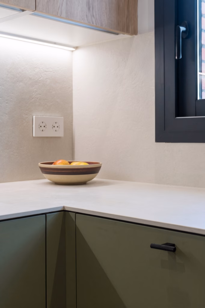 Una cocina de 10 m2 muy bien aprovechada - Sistema Cuina